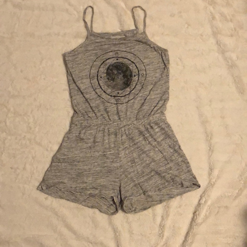 grey graphic design romper